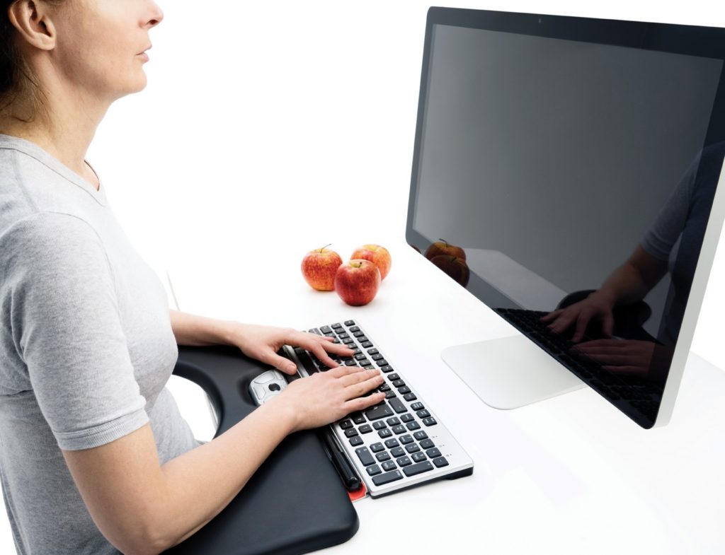 Contour ArmSupportRed perspective w person screen 72dpi1 e1413374391963